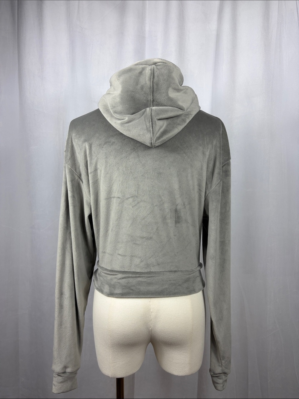 Limited Edition SKIMS Velour Tracksuit Hoodie with Jogger Sweats in Smoke.‎ - Picture 5 of 16